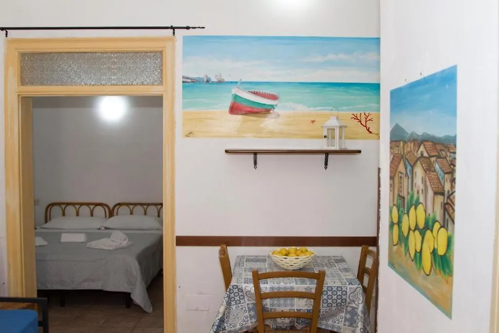 Terrasini 2000 Casa Vacanze Apartmán