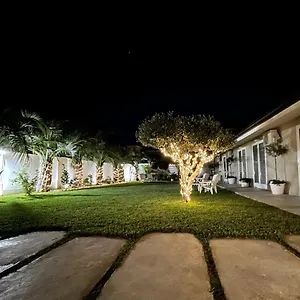 Bed and breakfast Amantea Monument, Terrasini